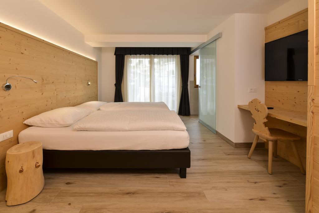 Hotel Silvana Selva di Val Gardena Esterno foto