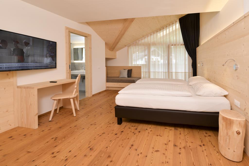 Hotel Silvana Selva di Val Gardena Esterno foto